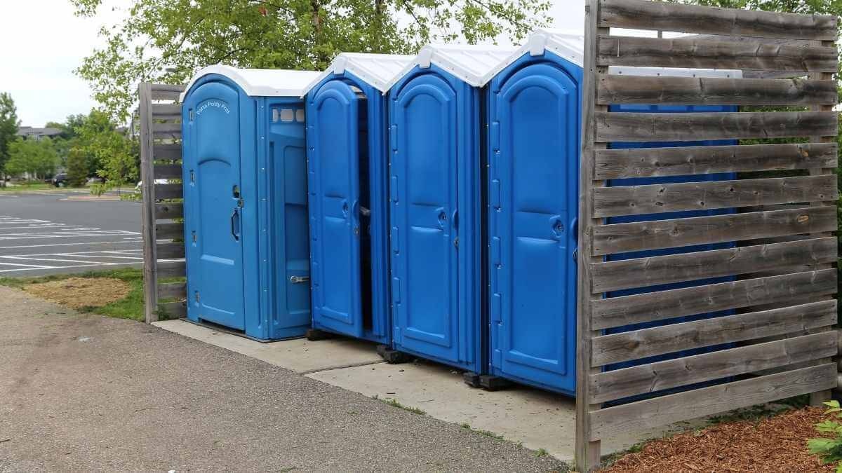 Porta Potty Rental Pros - Quality Portable Restroom Services in La Motte, IA, 52054